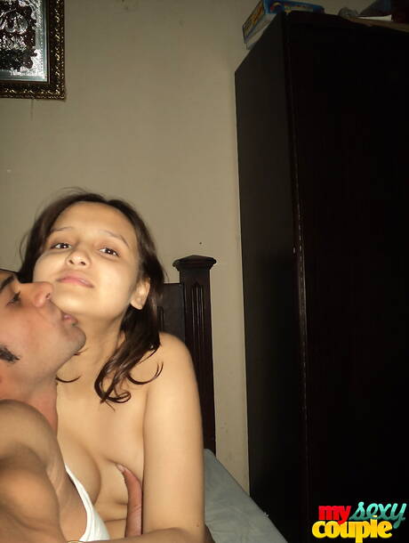 My Sexy Couple invites you to browse their xxx photos with Divya Yogesh xxx gallery 223120