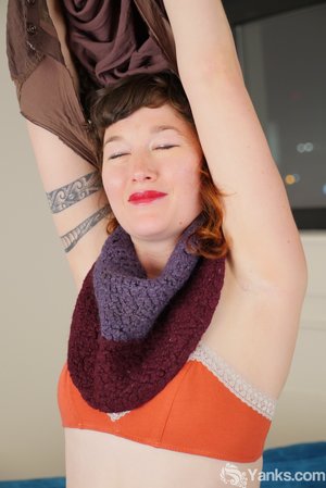 Yanks invite you to explore a free pics with Turquoise in play with pussy porn