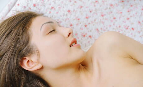 Stunning 18 are excited to present you with a photo gallery showcasing Ariel unveiling well-done form